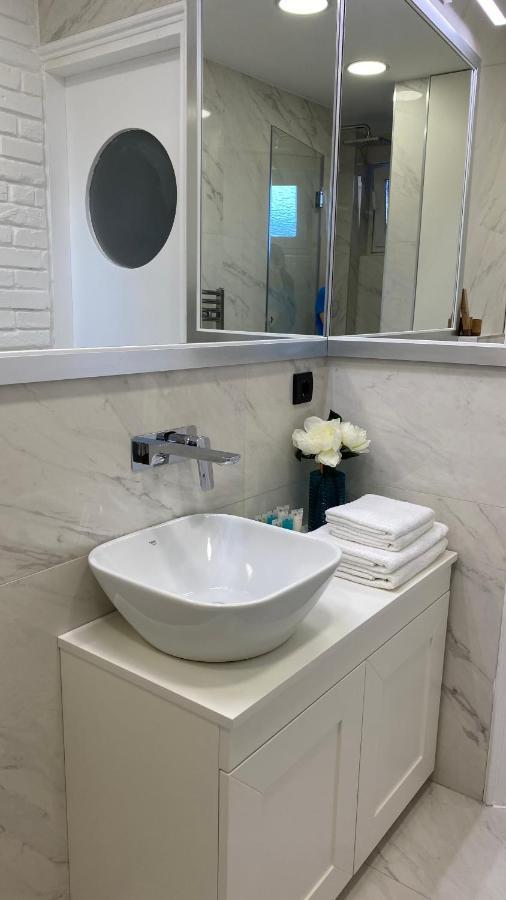 Dom Boutique Apartments - Old Town Belgrado Esterno foto